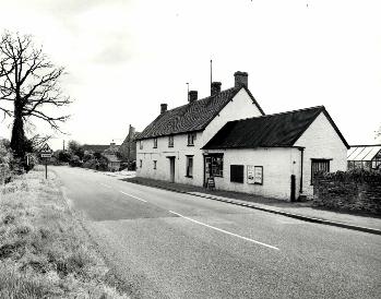 121 to 125 High Street in 1978